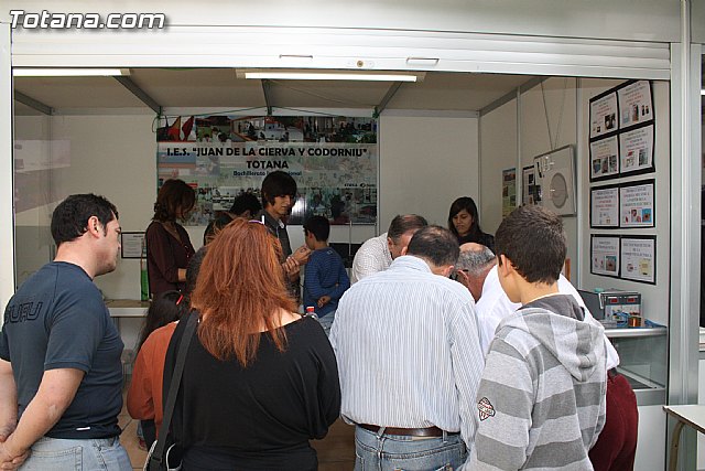 El IES Juan de la Cierva de Totana particip con un stand en la X Semana de la Ciencia y la Tecnologa de la Regin - 17