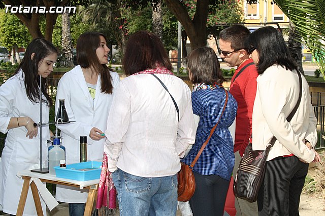 El IES Juan de la Cierva de Totana particip con un stand en la X Semana de la Ciencia y la Tecnologa de la Regin - 18