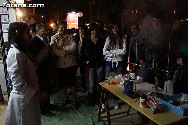 El IES Juan de la Cierva de Totana particip con un stand en la X Semana de la Ciencia y la Tecnologa de la Regin - 33