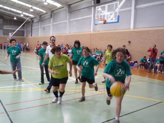 El Centro Ocupacional José Moya comienza la temporada deportiva 2010/11 de los XXIII juegos escolares especiales, Foto 2