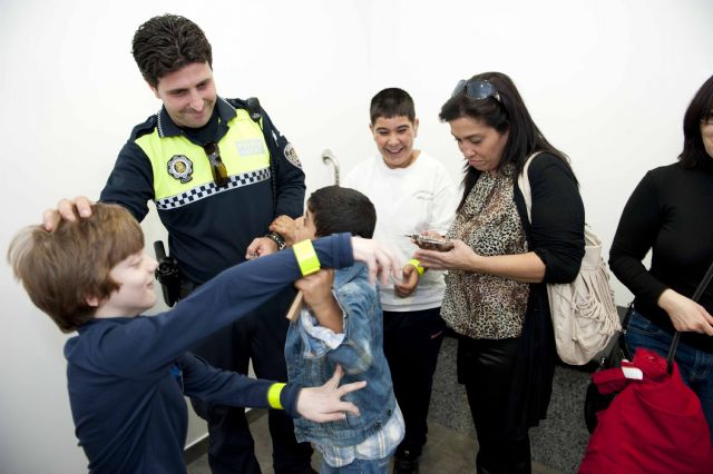 Cientos de personas participan en la Jornada de Puertas abiertas del Parque de Seguridad - 4, Foto 4