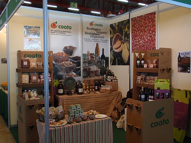 La Ministra de Medio Ambiente, Rosa Aguilar, entreg en la noche del pasado jueves el premio Alimentos de España a COATO - 37