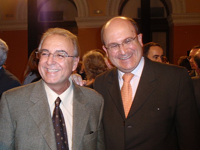 La Ministra de Medio Ambiente, Rosa Aguilar, entreg en la noche del pasado jueves el premio Alimentos de España a COATO - 30