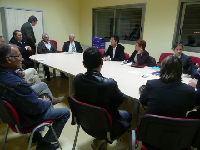 Retegui escucha las quejas y peticiones de regantes y asociaciones vecinales de Molina - 3, Foto 3