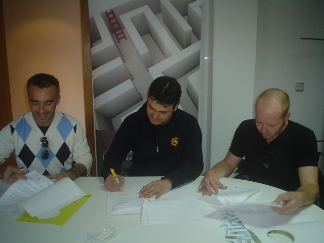 El Colectivo EL CANDIL firma convenios de colaboración con Empresas que facilitarán la formación de desempleados, Foto 1