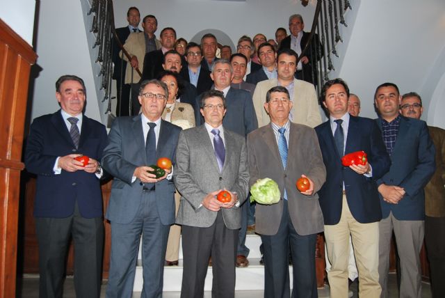El PP de Totana participa en la constitución del observatorio en defensa del sector agroalimentario, Foto 1