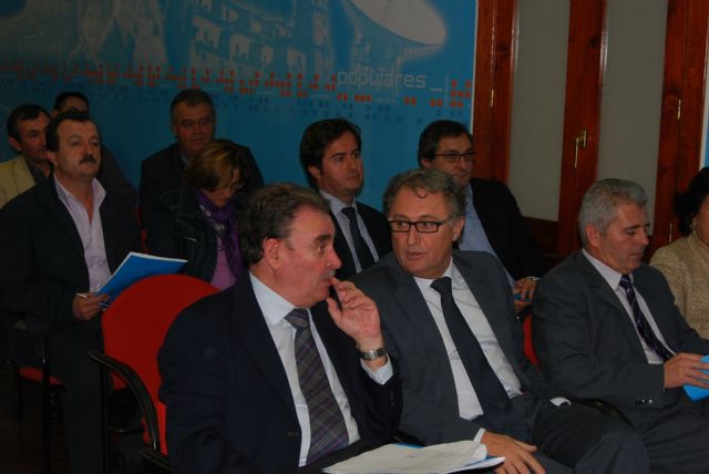 El PP de Totana participa en la constitución del observatorio en defensa del sector agroalimentario, Foto 2