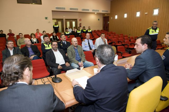 La coordinación, base del futuro modelo policial en la Región - 1, Foto 1