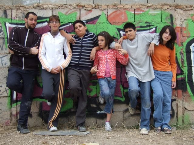 Gran éxito de participación juvenil en los talleres de graffiti y fotografía digital, Foto 1