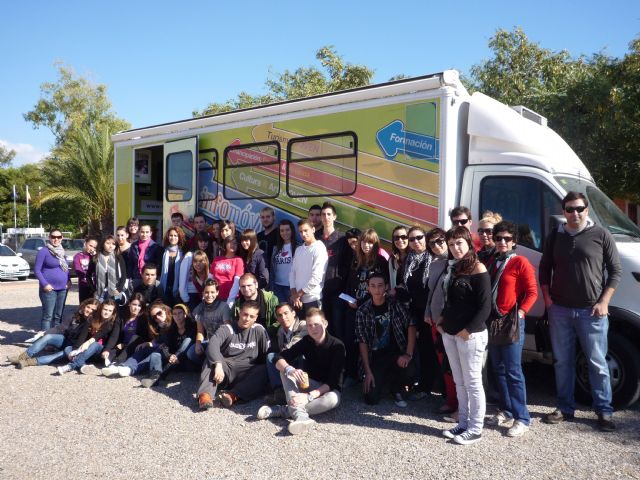 El Ayuntamiento firma el convenio del Proyecto Corresponsal Juvenil de Alguazas - 4, Foto 4