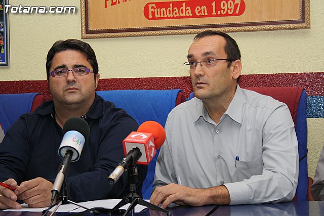 Presentacin equipo de Tenis de Mesa patrocinado por la Peña Barcelonista de Totana - 6