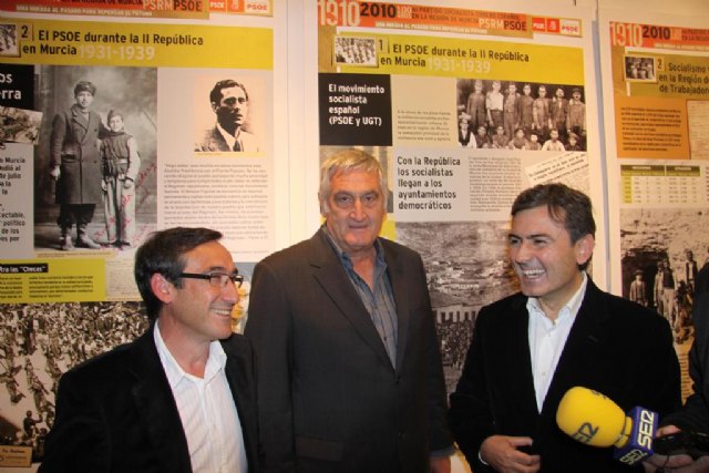 Luis Gabriel Martinez Elbal junto a Juan Romero y Pedro Saura, Foto 1