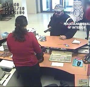 La policía detiene al atracador de una oficina bancaria de Los Dolores - 1, Foto 1