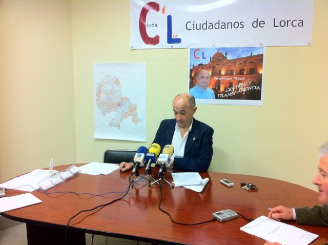 Rueda de prensa Ciudadanos de Lorca 12/11/2010 - 1, Foto 1
