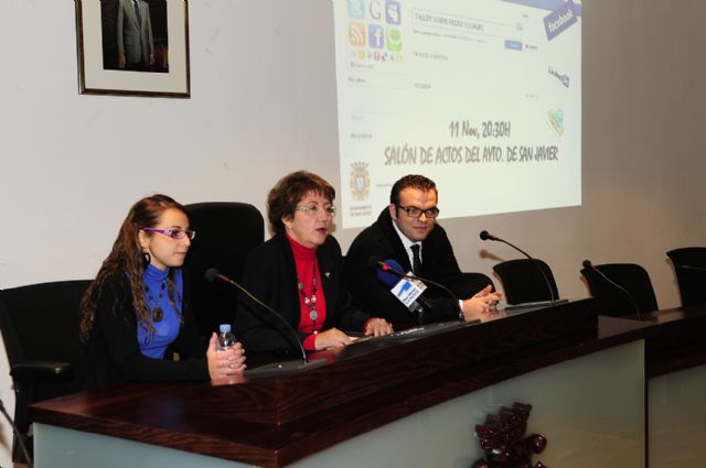 La concejalía de Juventud advierte a los padres de los peligros de las redes sociales - 1, Foto 1