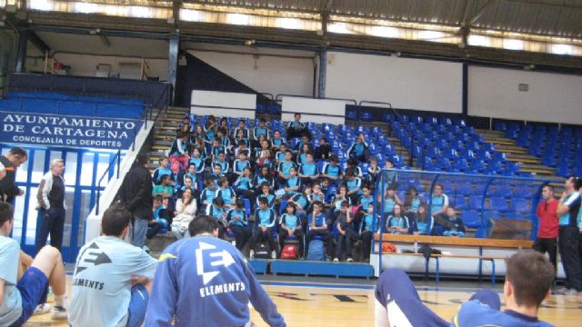 Alumnos de C.P. Virgen del Carmen disfrutan de una jornada junto al Reale Cartagena - 4, Foto 4