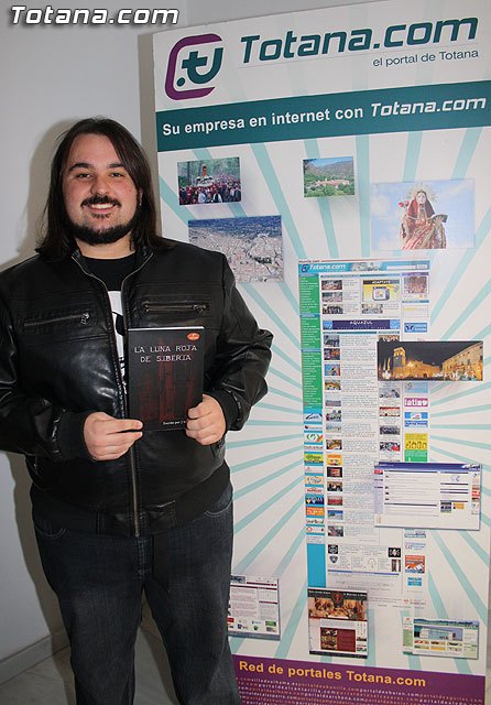 La novela “La Luna Roja de Siberia”, del autor totanero J.M.López, ya está a la venta en FNAC, Foto 2