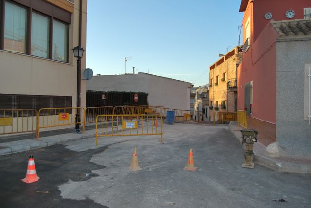 Comienzan las obras de instalación de fibra óptica que interconexionarán el edificio del ayuntamiento con otras dependencias municipales, Foto 2
