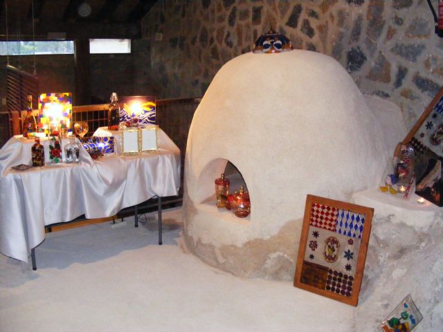 Nueva Exposición de pintura sobre vidrio en el centro Negra - 1, Foto 1