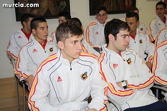 Autoridades municipales realizan una recepcin oficial a la Seleccin Española de Ftbol-Sala sub-21 - 4