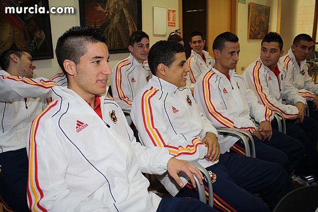 Autoridades municipales realizan una recepcin oficial a la Seleccin Española de Ftbol-Sala sub-21 - 5