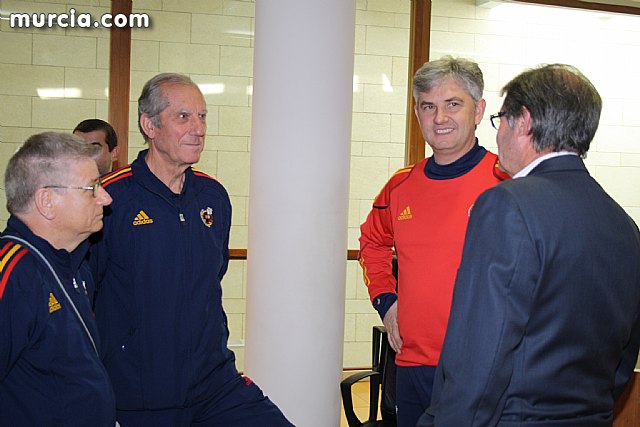 Autoridades municipales realizan una recepcin oficial a la Seleccin Española de Ftbol-Sala sub-21 - 11