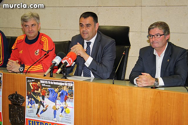 Autoridades municipales realizan una recepcin oficial a la Seleccin Española de Ftbol-Sala sub-21 - 21