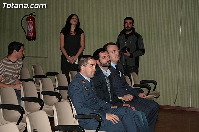 Los escolares se acercan al acuartelamiento ereo de Sierra Espuña (EVA 13) a travs de una exposicin y seminarios - 12