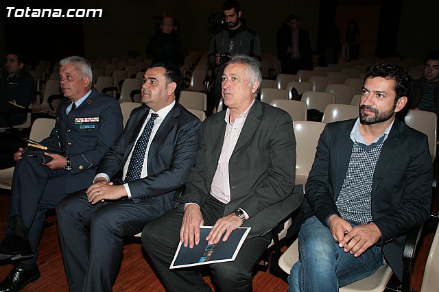 Los escolares se acercan al acuartelamiento ereo de Sierra Espuña (EVA 13) a travs de una exposicin y seminarios - 19