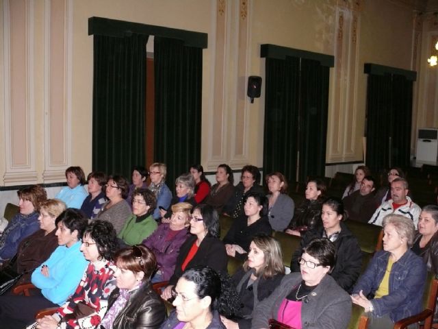 Comienza el taller de empleo 'gémina' con la participación de 32 personas en las modalidades de pintura, ayuda a domicilio y geriatría - 2, Foto 2