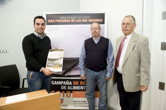 El Consejo de Juventud se une a Cáritas en la recogida de alimentos - 1, Foto 1