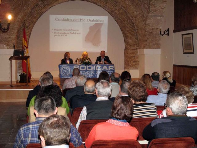 Inaugurado el ciclo de conferencias de la IX Semana del Diabético - 1, Foto 1