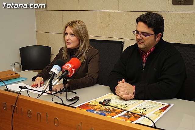 Una foto de Totana.com ilustra el cartel anunciador de los actos del 30 aniversario de la Agrupación Musical de Totana, Foto 3