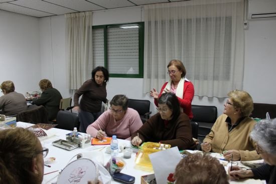 Talleres y Cursos para personas mayores, pensionistas y jubilados, Foto 2