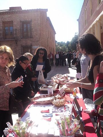 Proyecto “Apadrinar un niño/a en Per” - 27