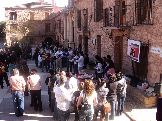 Proyecto “Apadrinar un niño/a en Per” - 41