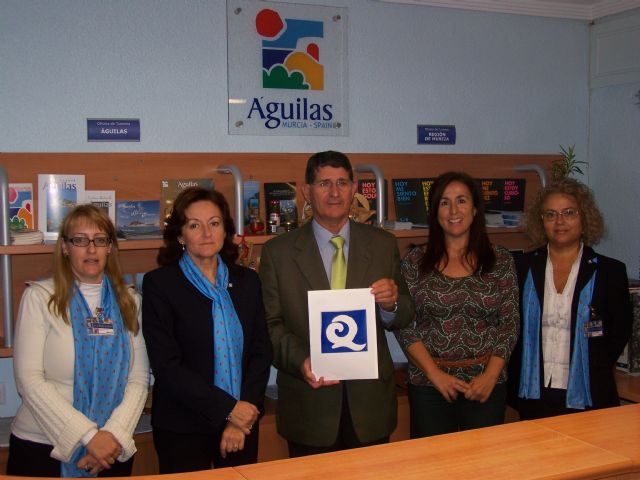 Otorgan la 'Q' de Calidad a la Oficina de Turismo de Águilas - 1, Foto 1