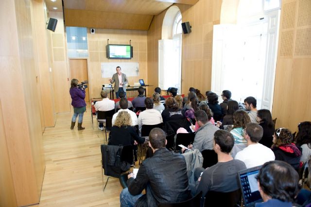 Alumnos de la Politécnica de Valencia, estudiosos del Urbanismo en La Manga - 1, Foto 1