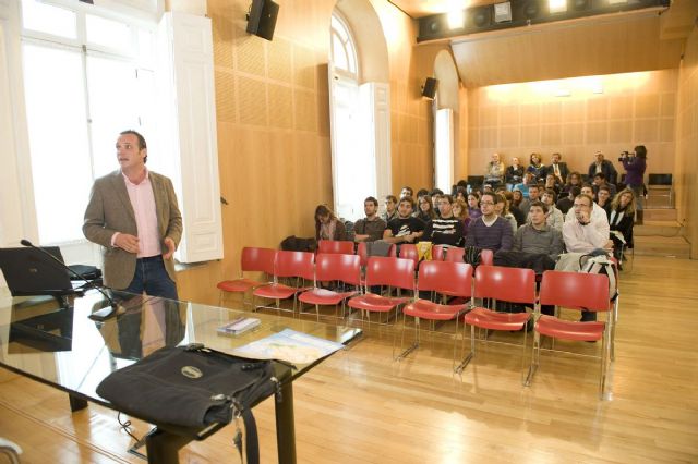 Alumnos de la Politécnica de Valencia, estudiosos del Urbanismo en La Manga - 3, Foto 3