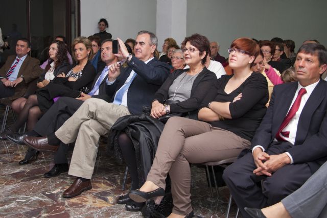 El delegado del Gobierno y el alcalde de Ceutí inauguran las obras de ampliación del Centro Cívico de los Torraos con cargo al Fondo Estatal 2010 - 4, Foto 4