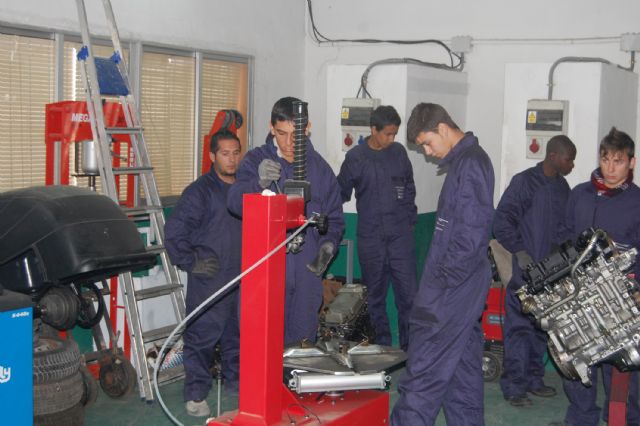 Las Torres de Cotillas inicia un nuevo curso de sus programas de cualificación profesional - 3, Foto 3