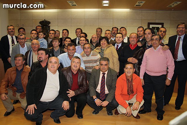El ayuntamiento de Totana realiza una recepción institucional al presidente del FC Barcelona, Sandro Rosell, Foto 2