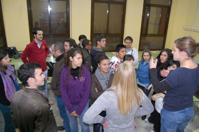 Lleno en las primeras actividades del programa de ocio alternativo Qdamos, del Ayuntamiento de Lorca y el Consejo de la Juventud - 2, Foto 2