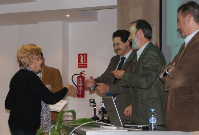 Más de 60 mayores participan en el curso de patrimonio geológico y minero de la UPCT - 1, Foto 1