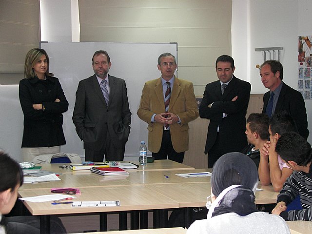 Sotoca inaugura en Archena un taller de empleo que formará a 24 desempleados - 1, Foto 1