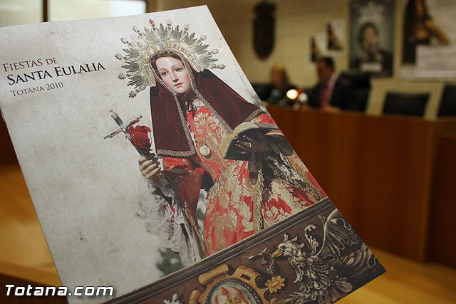 Las Fiestas Patronales en honor a Santa Eulalia 2010 serán pregonadas por Nuria Fergó, Foto 1