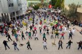 Ms de 200 personas participan en un flashmob organizado por la facultad de Educacin