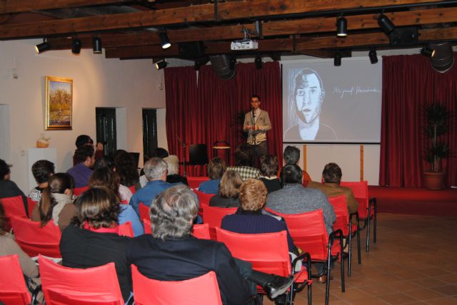 Un homenaje a Miguel Hernández inaugura la sala de actos del museo municipal - 2, Foto 2