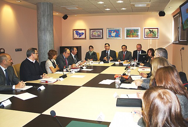 El Gobierno regional ha ejecutado el 90 por ciento del Plan de Vivienda un mes antes del cierre del ejercicio 2010 - 1, Foto 1