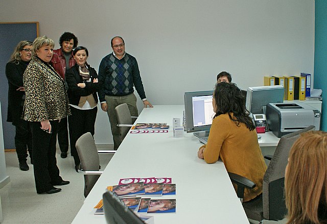 Inaugurado el Centro de Atención Especializada a Víctimas de Violencia de Género en Puerto Lumbreras - 2, Foto 2